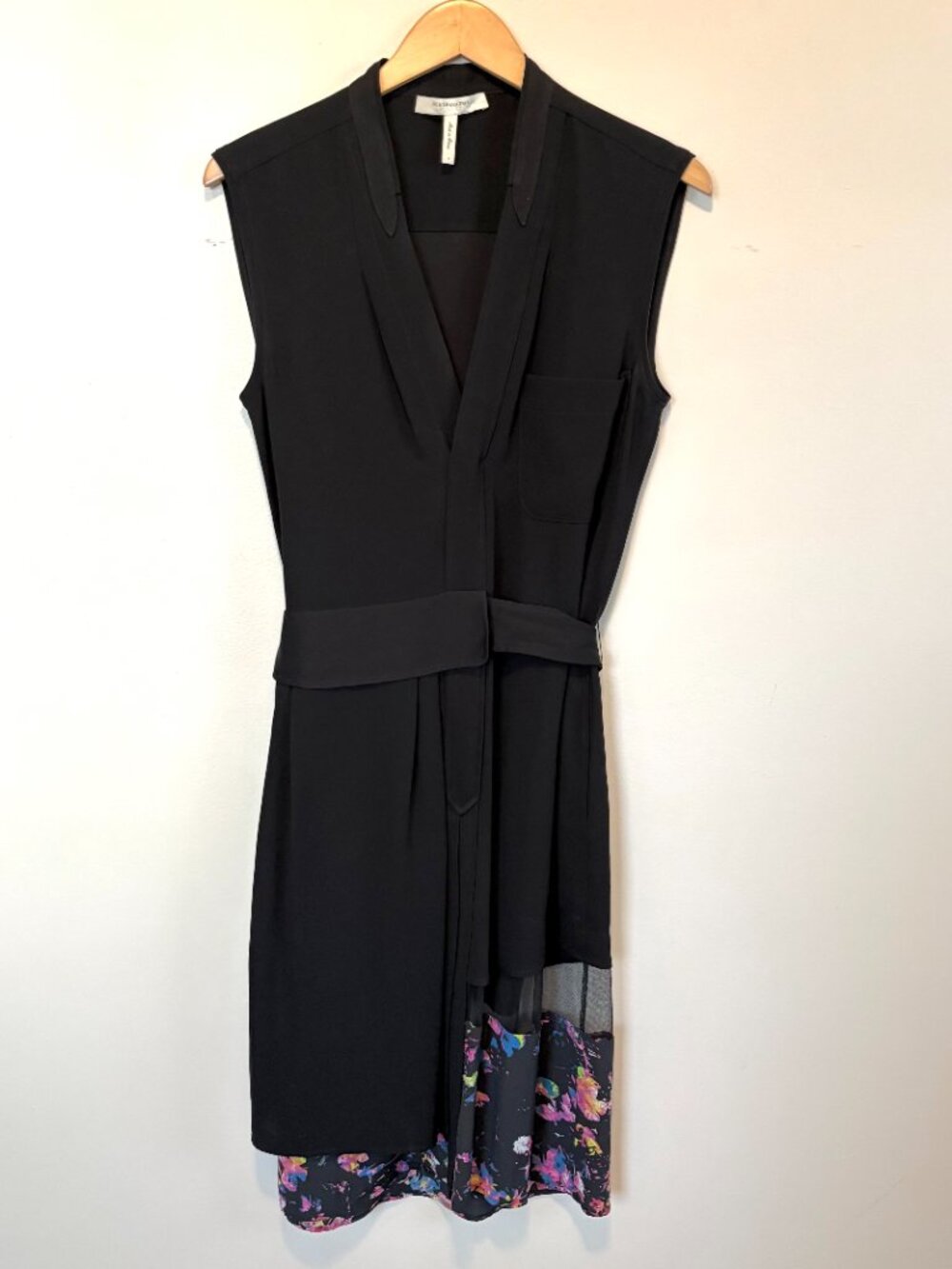 BCBG Runway Rosalya Dress | Black Floral | Size S